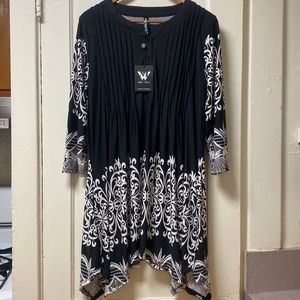 White Mark - B&W Dress with Pockets!